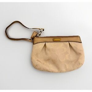Coach Signature C Jacquard Pleated Wristlet